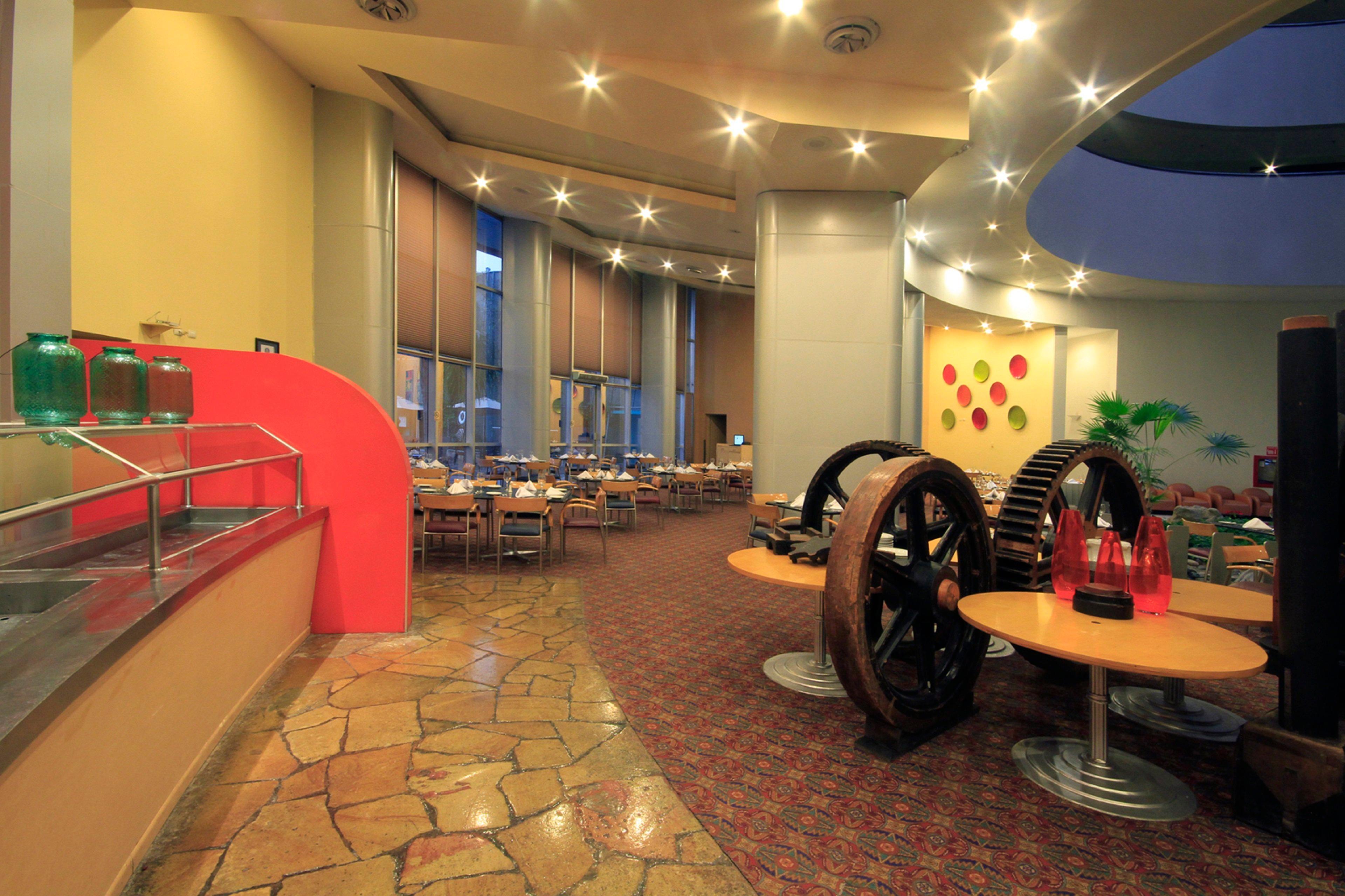 Holiday Inn Monterrey-Parque Fundidora By Ihg Екстер'єр фото The restaurant