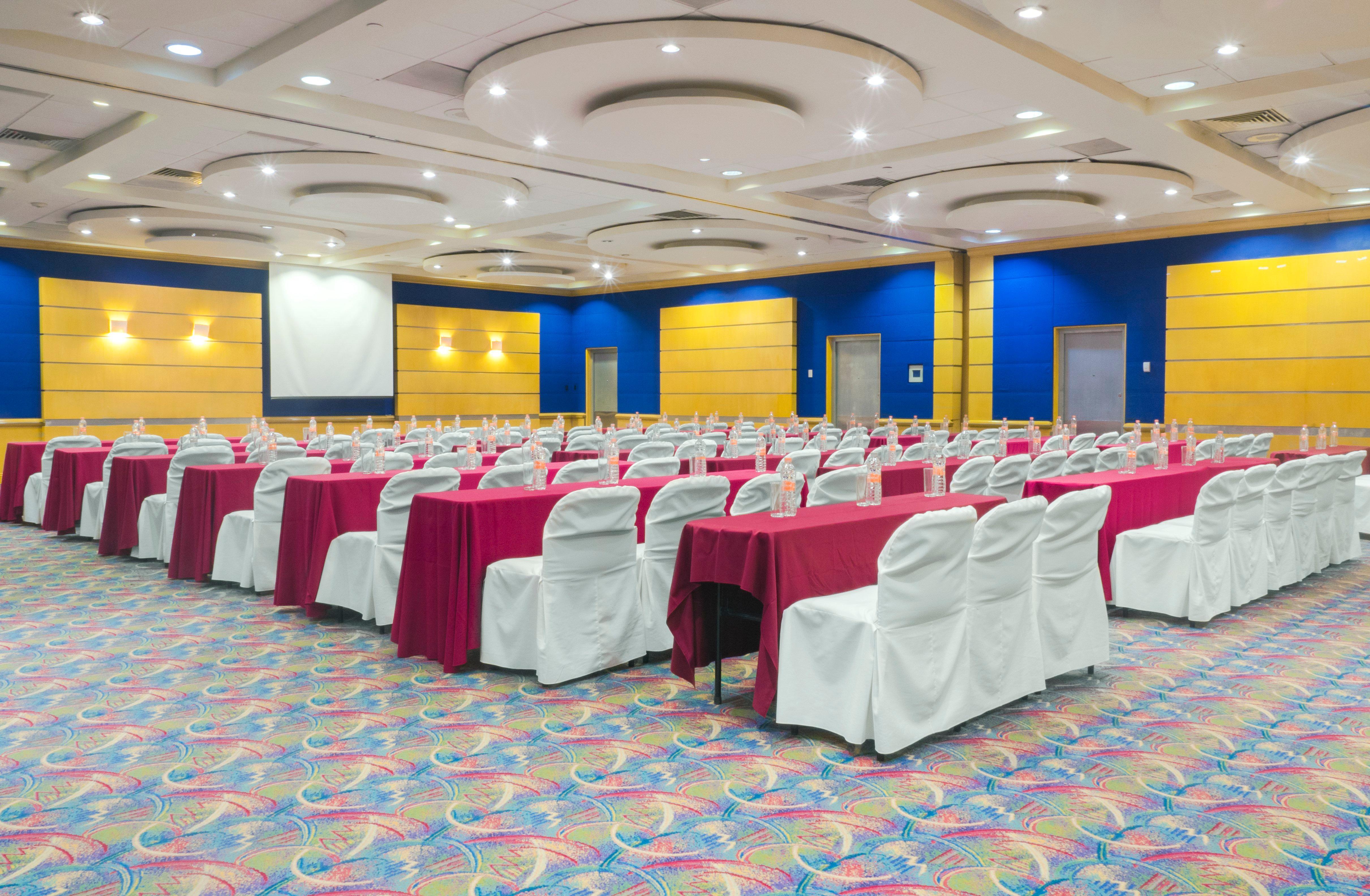 Holiday Inn Monterrey-Parque Fundidora By Ihg Екстер'єр фото Convention Center