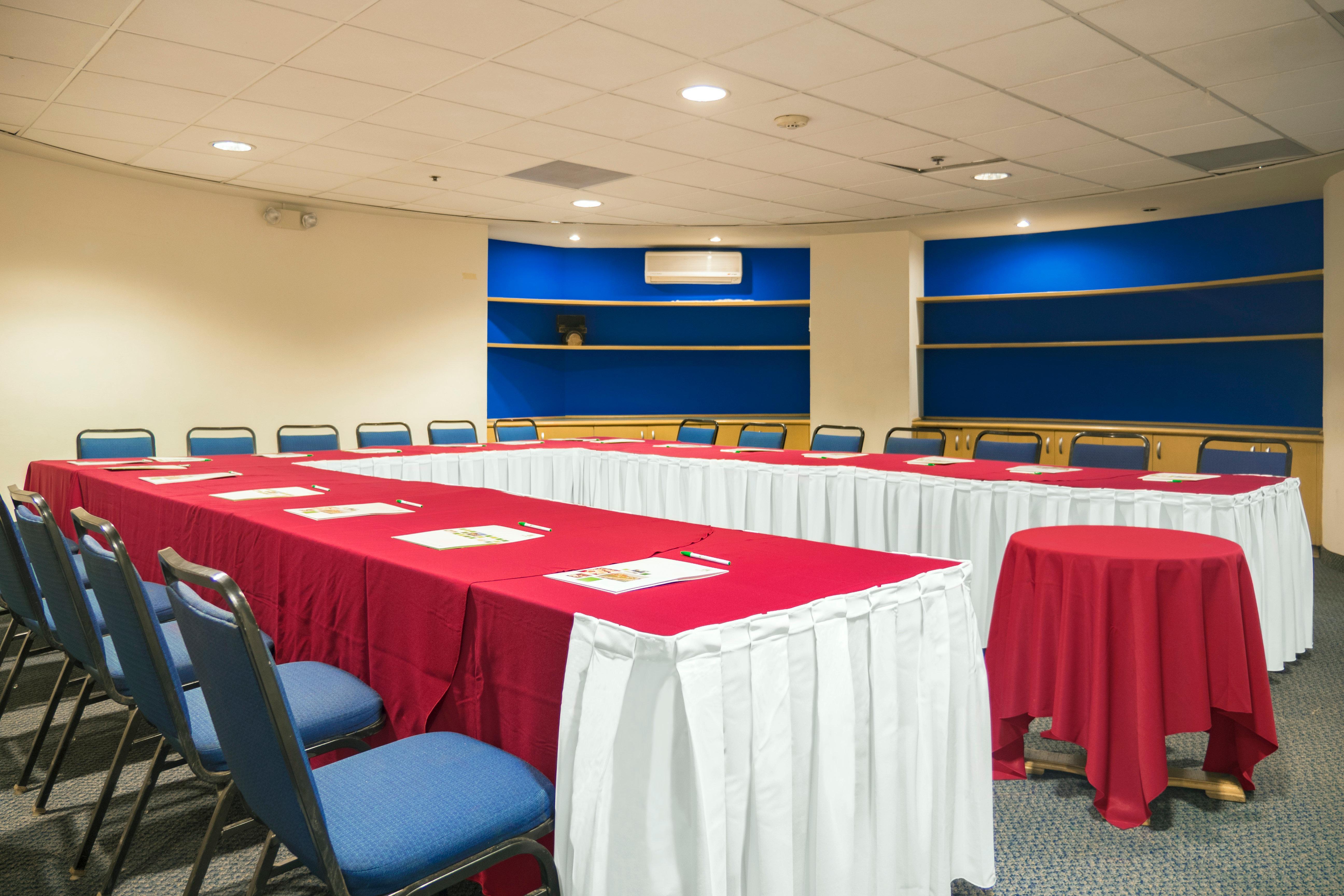 Holiday Inn Monterrey-Parque Fundidora By Ihg Екстер'єр фото Meeting room