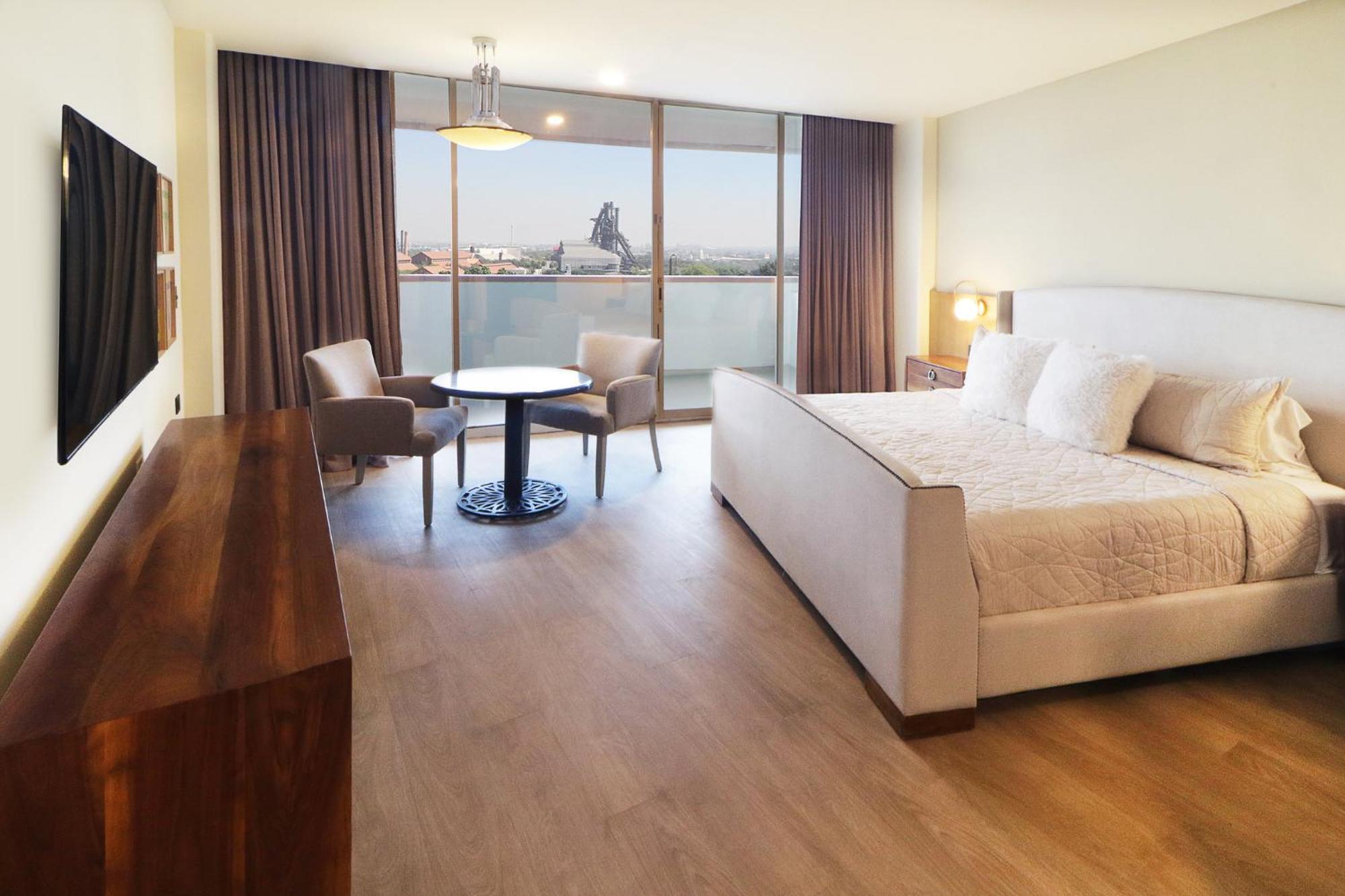 Holiday Inn Monterrey-Parque Fundidora By Ihg Екстер'єр фото A room at the hotel